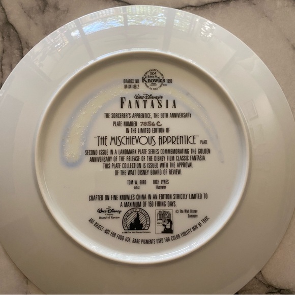 Knowles Disney Vintage PorcelainPlate Fantasia The Mischievous Apprentice Mickey - Picture 6 of 7